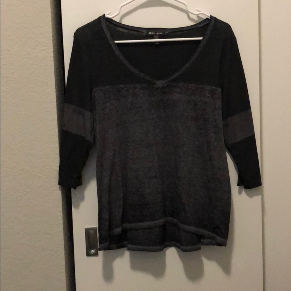 Billabong Quarter-Length Sleeve